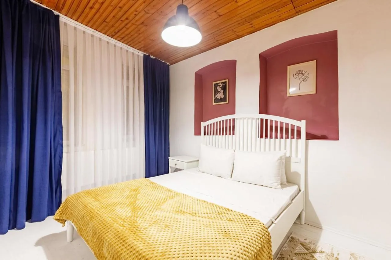Апартаменты Delightful Flat In Sisli With Central Location Стамбул