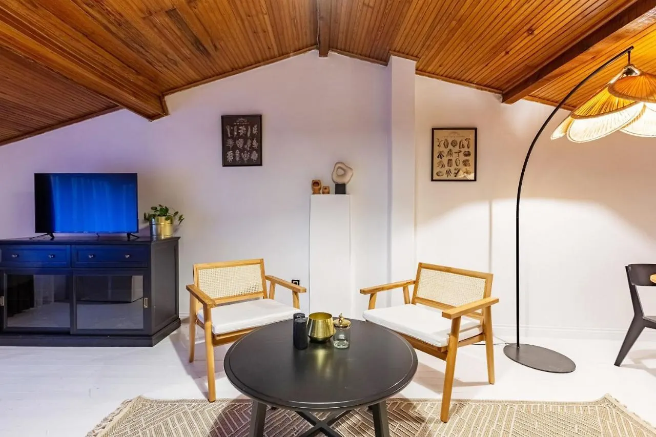 Апартаменты Delightful Flat In Sisli With Central Location Стамбул