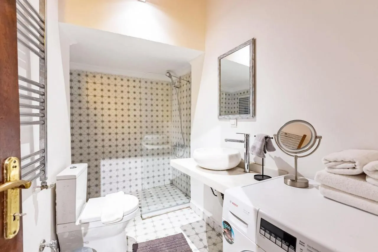 Апартаменты Delightful Flat In Sisli With Central Location Стамбул
